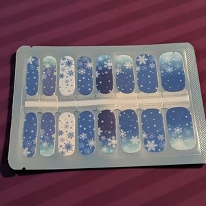 🎉 6/$20 Nail Stickers